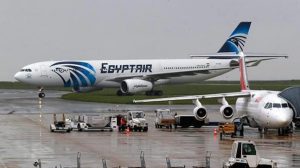 الحكومة تكشف حقيقة خصخصة شركة مصر للطيران