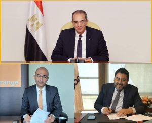 توقيع المصرية للاتصالات وأورنج مصر عدد من الاتفاقيات التجارية