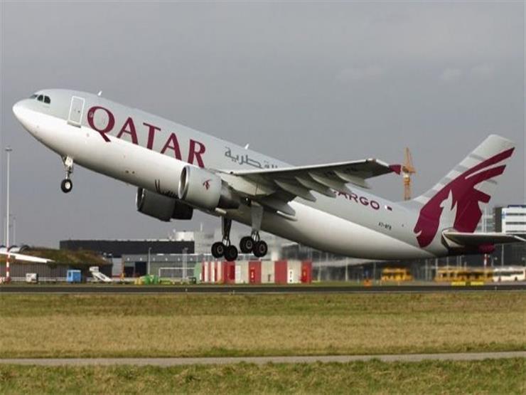 بعد توقف 4 سنوات.. أول طائرة قطرية تصل الأجواء السعودية
