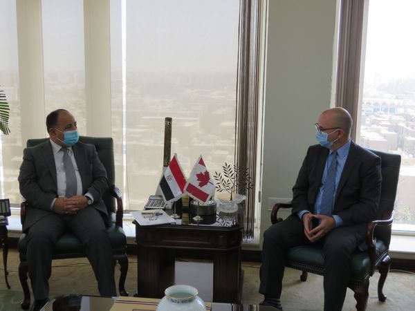 وزير المالية والسفير الكندي يبحثان زيادة الاستثمارات التنموية في مصر