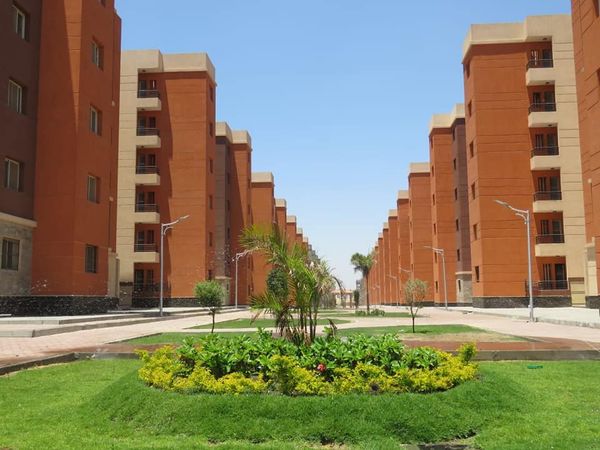 تفقد 4171 وحدة سكنية سكن بديل المناطق العشوائية بعمارات السلام