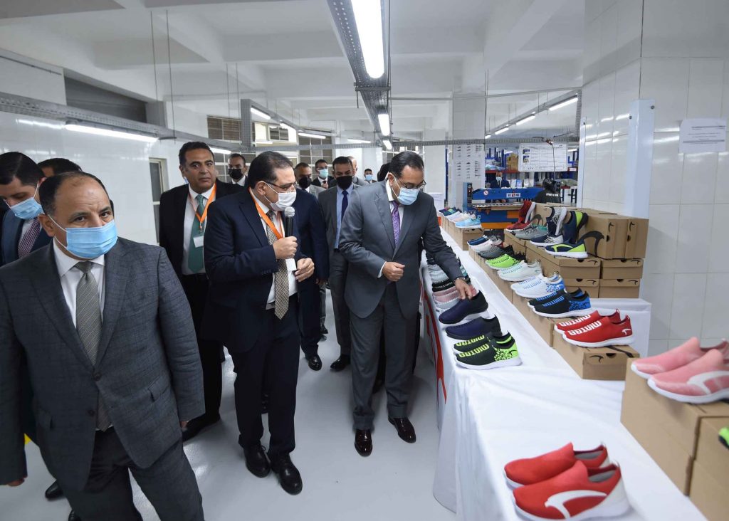 رئيس الوزراء يفتتح مصنع "مينترا" للأحذية باستثمارات مليار جنيه