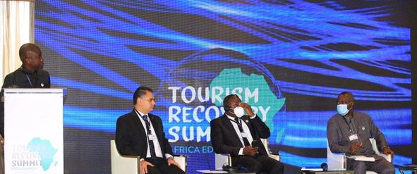 رئيس هيئة المصرية التنشيط السياحي يشارك في قمة تعافي السياحة بكينيا