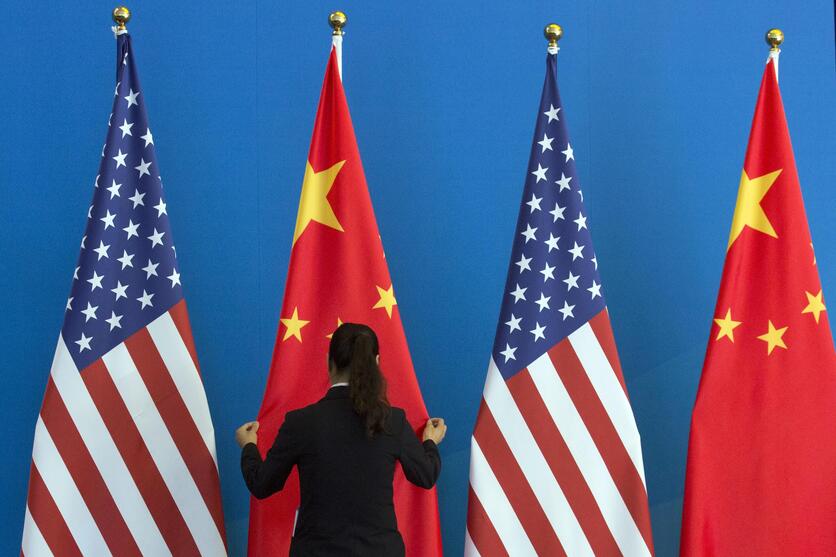 البيت الأبيض: أميركا والصين يمكنهما التعايش في سلام.. ونطالبكم بتجميد ديون النامين