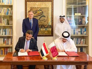 مصر تبدأ تنفيذ اتفاق "العلا" للمصالحة بتوقيع إتفاقيتي تعاون بريدي مع قطر