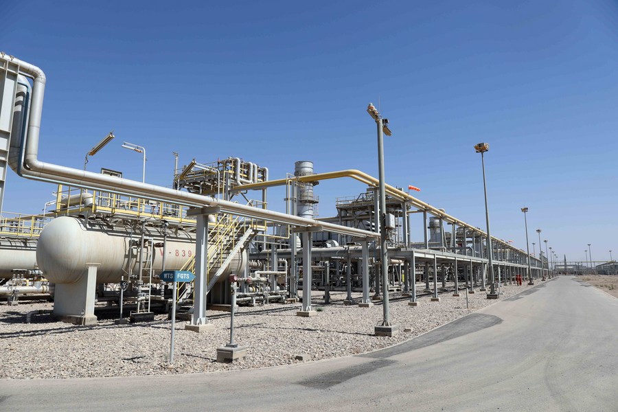 محطة لتوليد الكهرباء في حقل الحلفاية النفطي بمحافظة ميسان جنوبي العراق