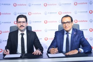 «فودافون مصر» توقع اتفاقية شراكة مع «المنصور للتطوير العقاري»