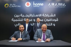 «ڤودافون مصر» توقع اتفاقية شراكة مع شركة عربية للتنمية والتطوير العقاري لتقديم خدمات triple play في «صن كابيتال»