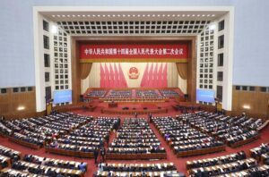 في الصورة الملتقطة يوم 5 مارس 2024، جانب من الجلسة الافتتاحية للدورة الثانية للمجلس الوطني الـ14 لنواب الشعب الصيني، المنعقدة في قاعة الشعب الكبرى بالعاصمة الصينية، بكين. (شينخوا)