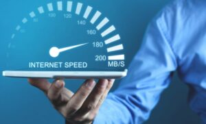 سرعة الإنترنت الثابت