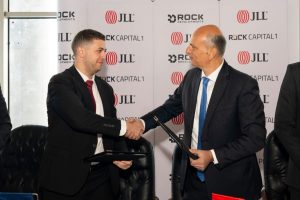 شركة «Rock Developments» توقع ثاني اتفاقية تعاون مع «JLL» لتقديم خدمات الإدارة لمشروع «روك كابيتال 1»