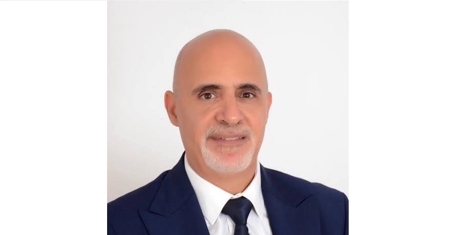 محمد فؤاد ، الخبير العقاري