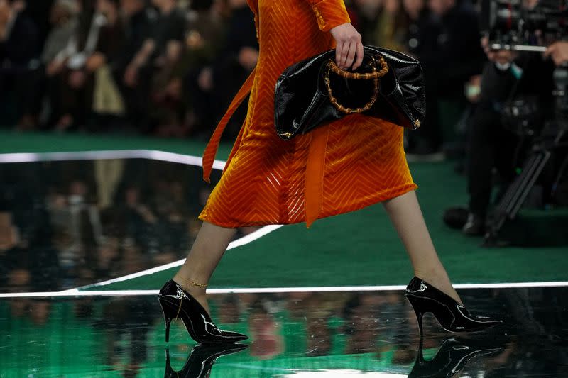 مبيعات Gucci