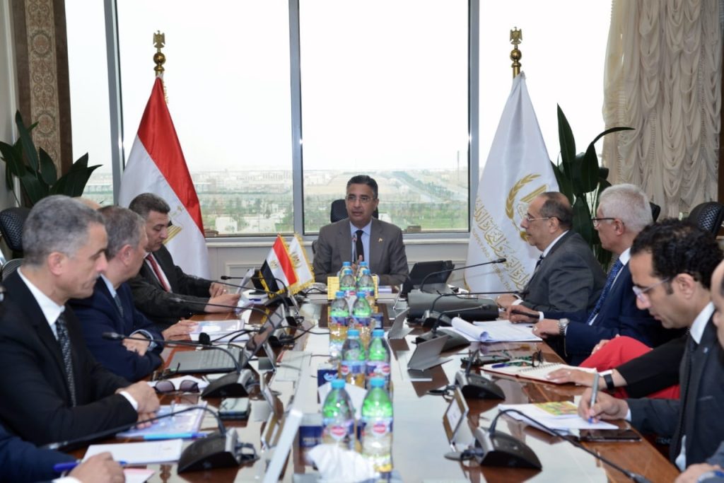 وزير التموين