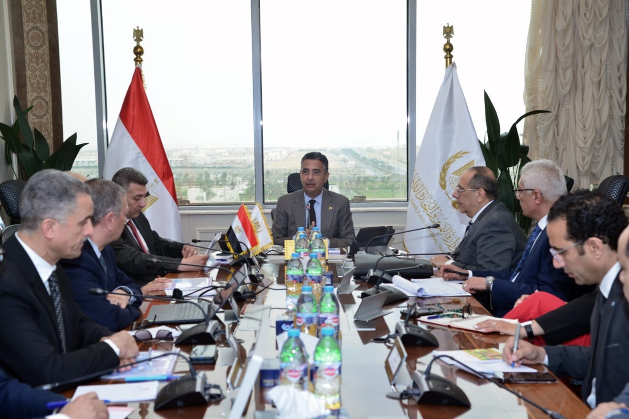 وزير التموين