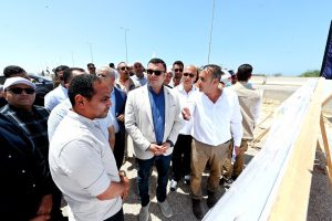 وزير الإسكان يتفقد مشروع M8 by the lake وأعمال البحيرات والطرق وبوابات "مارينا الساحل الشمالي"